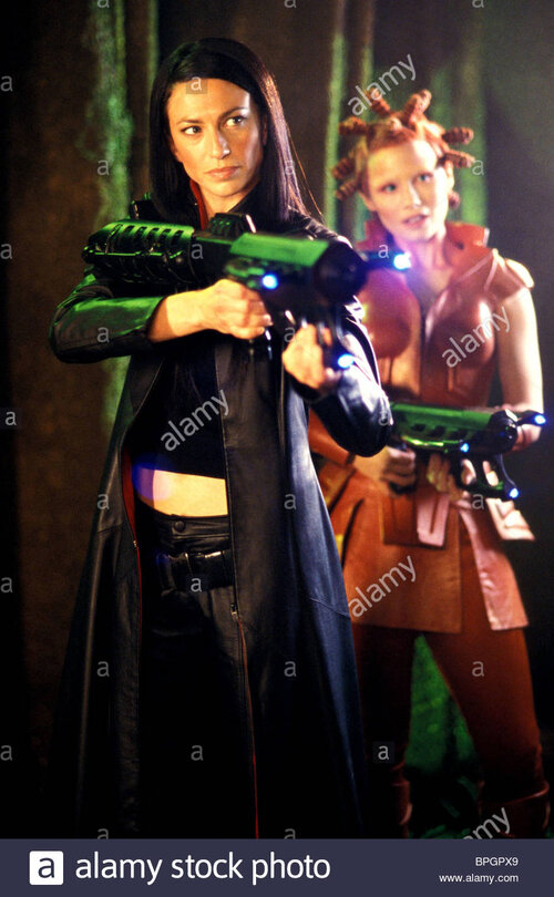 Aeryn Sun #4 & Sikozu #1.jpg