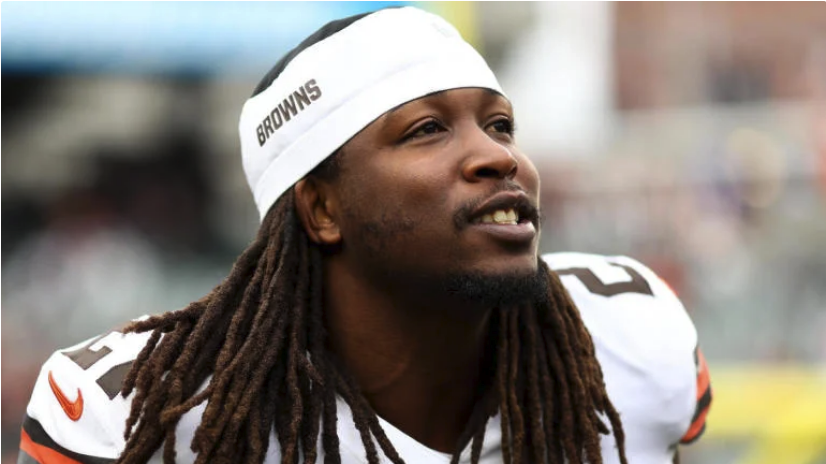 Vikings are hosting Kareem Hunt after Saints, Colts workouts