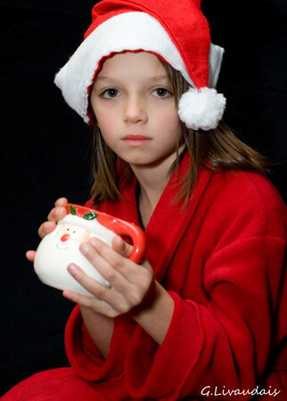 lexi__s_christmas_hot_chocolate_by_kicks02-d4k3unr.jpg