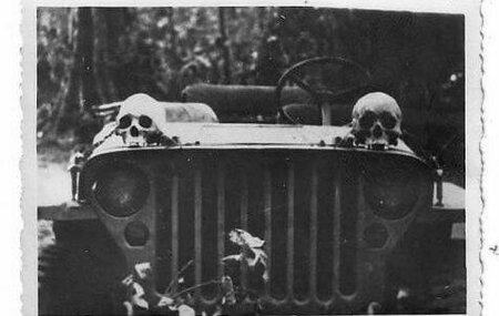 Jeep skulls.jpg