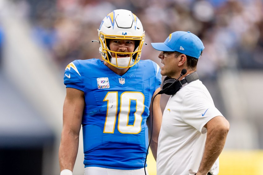 Justin-Herbert-and-Jim-Harbaugh.jpg