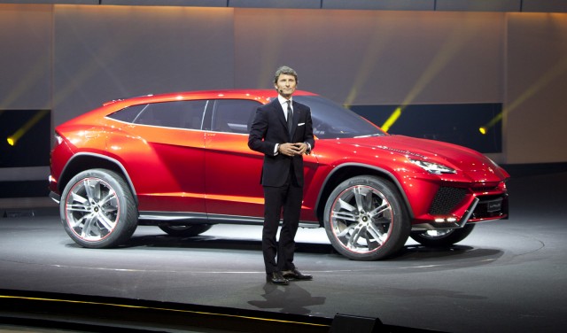 lamborghini-ceo-stephan-winkelmann-and-the-2012-urus-suv-concept_100388780_m.jpg