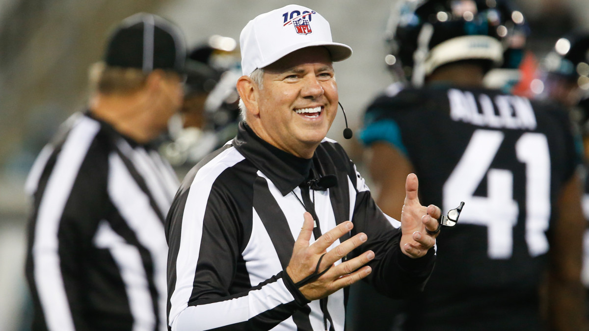 super-bowl-referees-bill-vinovich.jpg